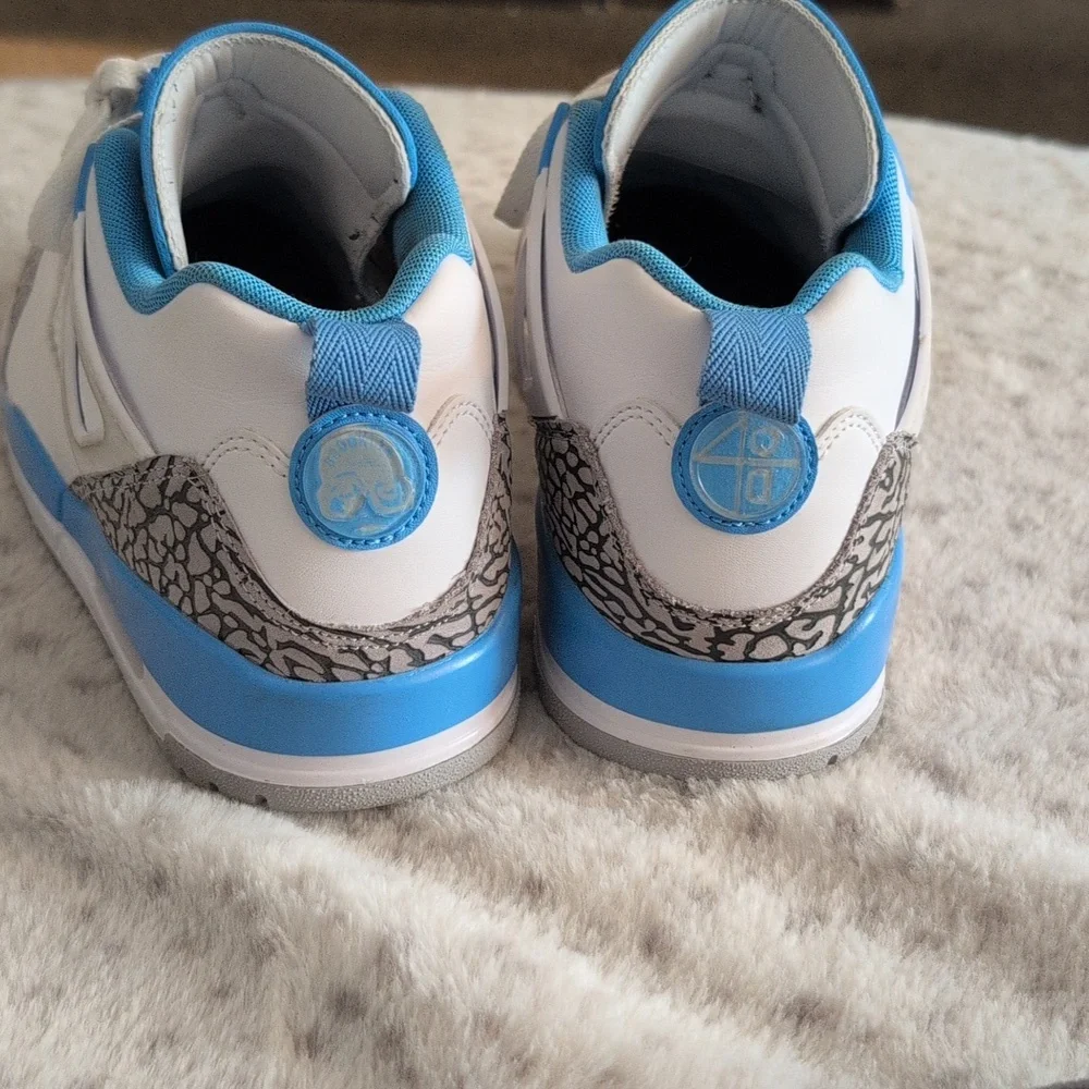 Nike Men’s 10.5 Spizike chapel hill